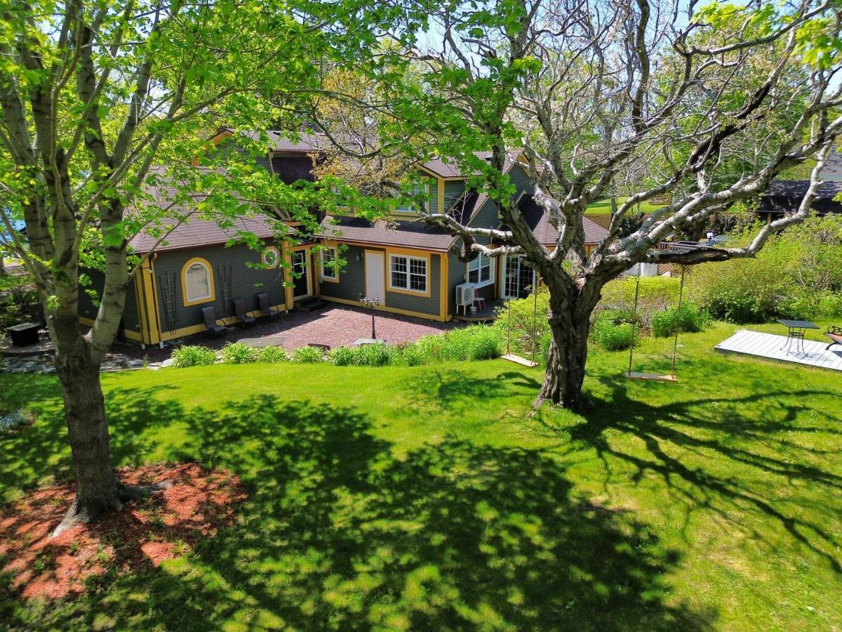 Belle View Manor Inn Harbour Grace Exterior foto